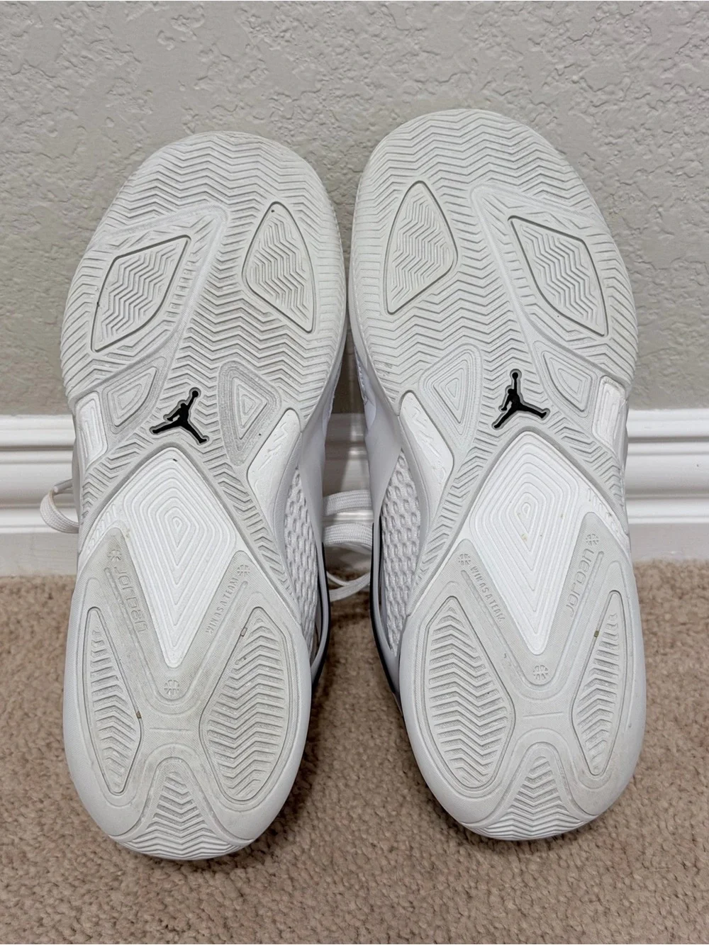 Nike Jordan Heir Women’s Basketball Shoes | White Gray | FZ2471-110 | Size 7.5